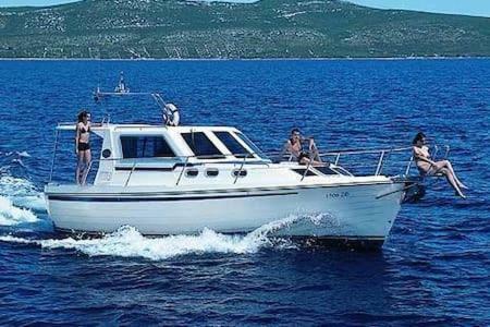 Apartman Crnica Šibenik Buitenkant foto