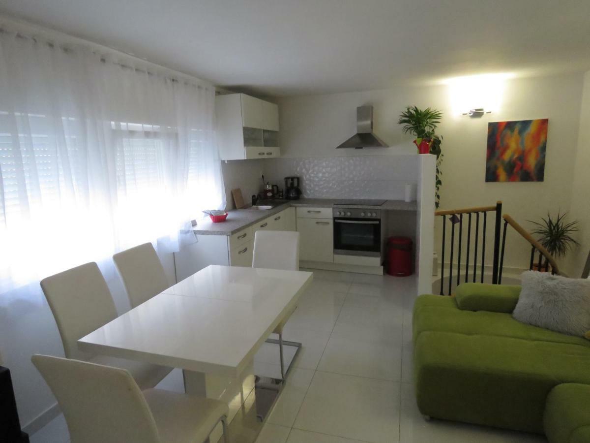 Apartman Crnica Šibenik Buitenkant foto